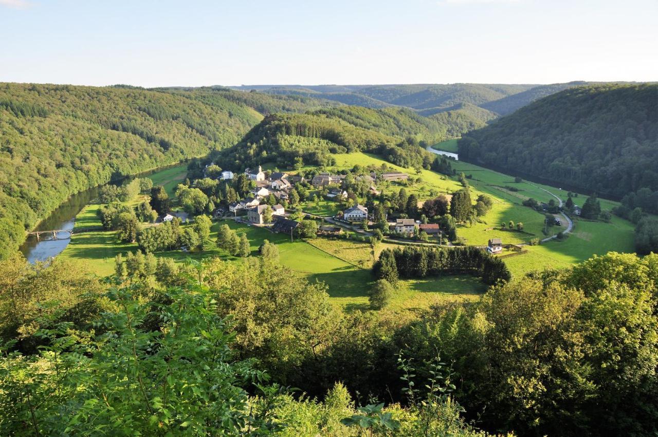Gite De Groupe De La Semois Alle Esterno foto