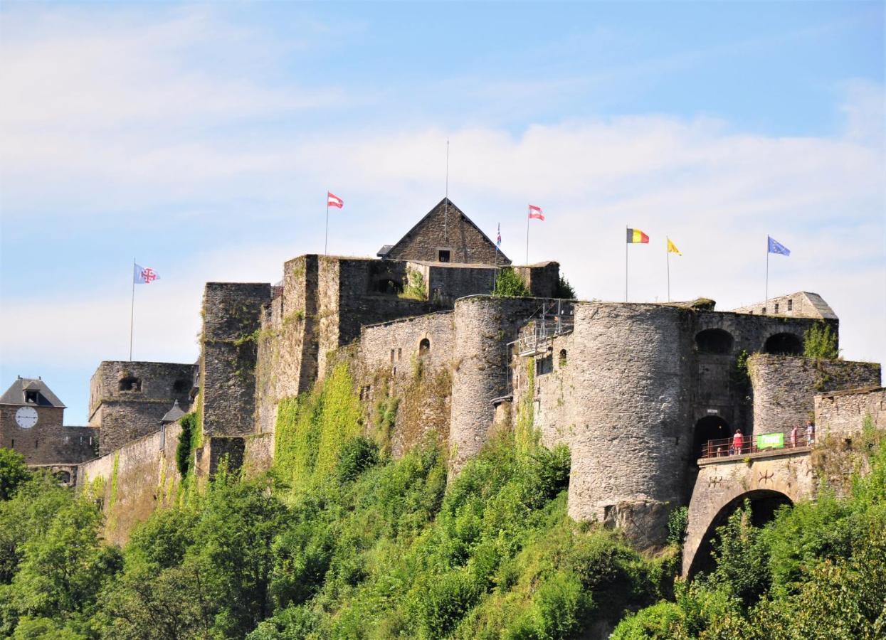 Gite De Groupe De La Semois Alle Esterno foto